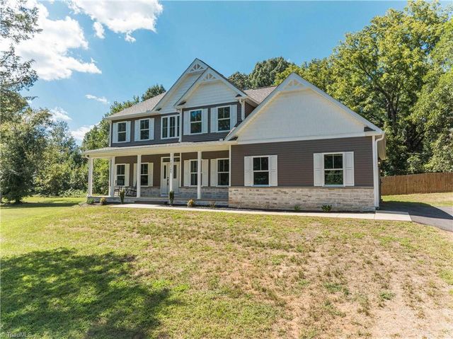 10265 N NC Highway 150, Clemmons, NC 27012