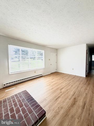 111 HAVEN TER, Winchester, VA 22602