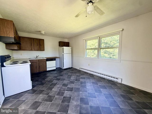 111 HAVEN TER, Winchester, VA 22602