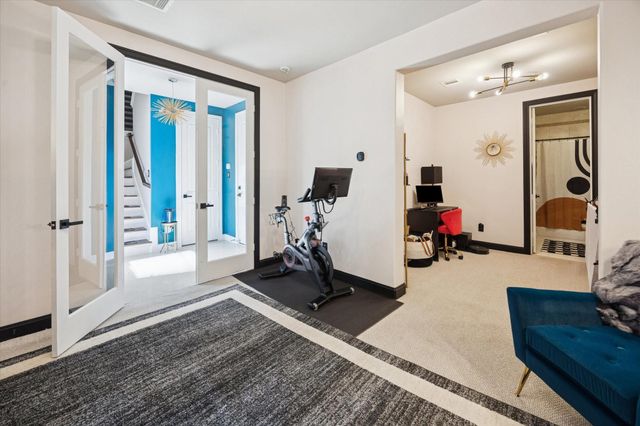 5820 Darling Street, Houston, TX 77007