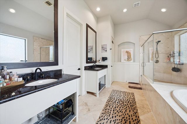 5820 Darling Street, Houston, TX 77007