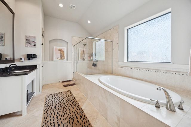 5820 Darling Street, Houston, TX 77007