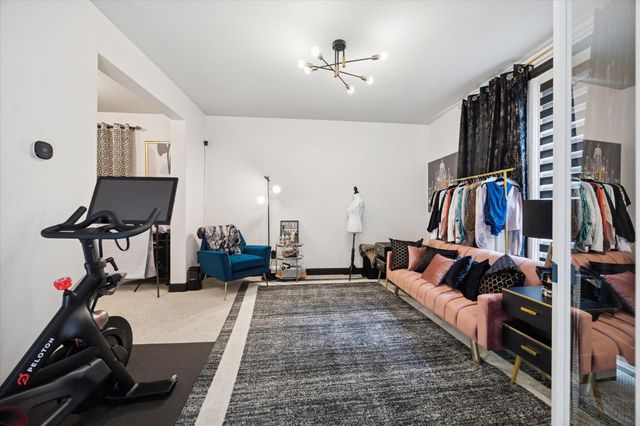 5820 Darling Street, Houston, TX 77007