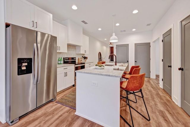 14 Becker Place NW, Atlanta, GA 30307