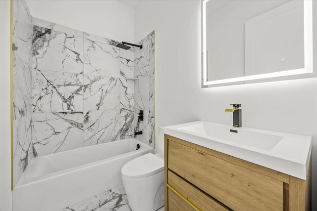 5691 NW North Macedo Blvd, Port St. Lucie, Port St Lucie, FL 34983