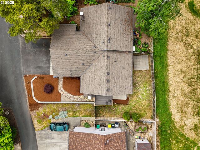 5445 Sw VILLAGE Pl, Beaverton, OR 97007
