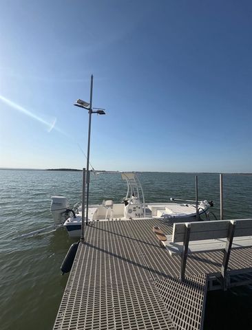 611 Lakeshore LOOP, Tow, TX 78672