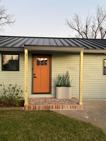 611 Lakeshore LOOP, Tow, TX 78672
