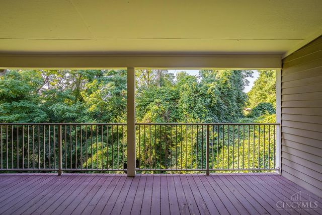 810 Southmeadow Circle, Cincinnati, OH 45231