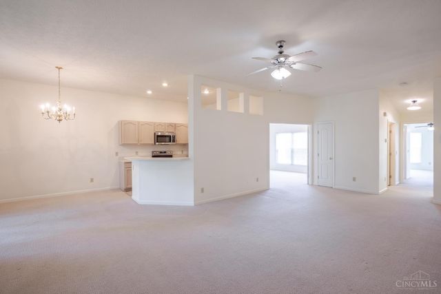 810 Southmeadow Circle, Cincinnati, OH 45231