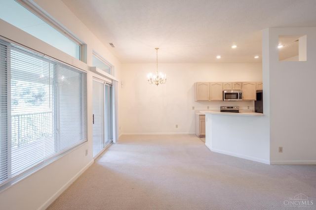 810 Southmeadow Circle, Cincinnati, OH 45231