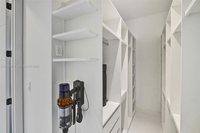 1030 15th St PH5, Miami Beach, FL 33139