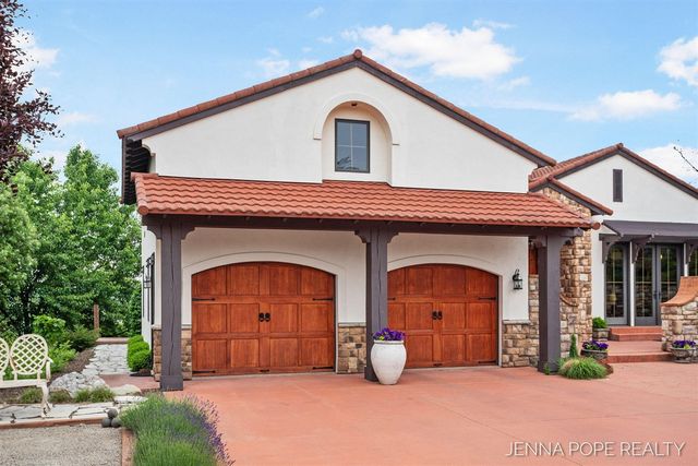 15742 Grand Point Drive, Grand Haven, MI 49417