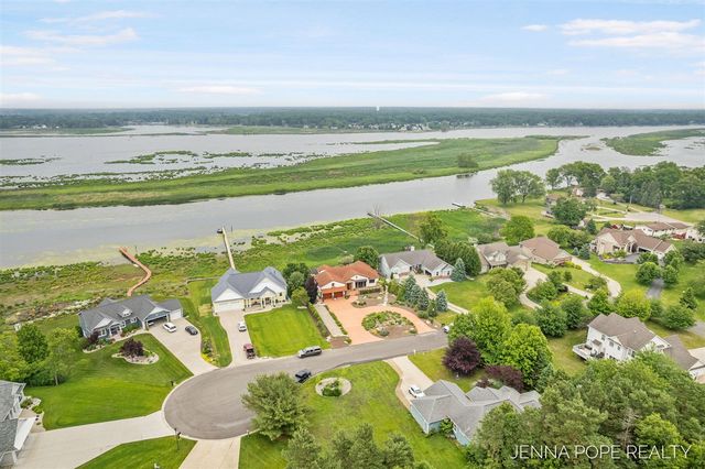 15742 Grand Point Drive, Grand Haven, MI 49417