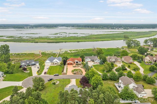 15742 Grand Point Drive, Grand Haven, MI 49417