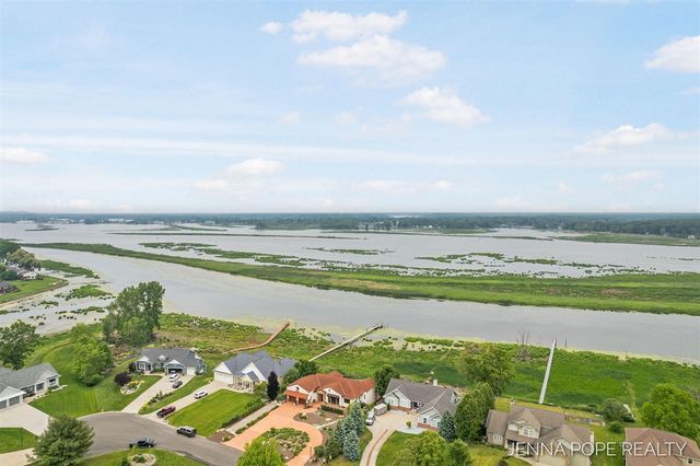 15742 Grand Point Drive, Grand Haven, MI 49417