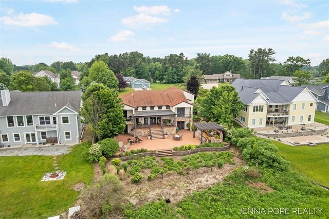 15742 Grand Point Drive, Grand Haven, MI 49417