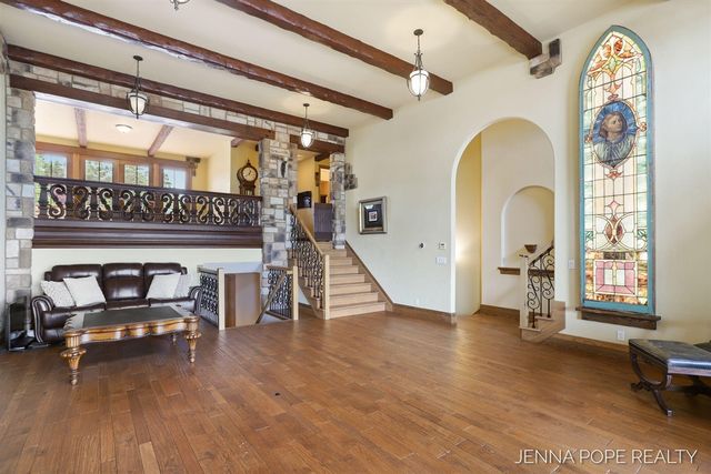 15742 Grand Point Drive, Grand Haven, MI 49417