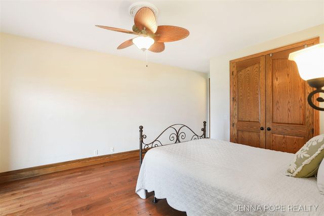 15742 Grand Point Drive, Grand Haven, MI 49417