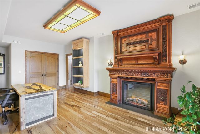 15742 Grand Point Drive, Grand Haven, MI 49417