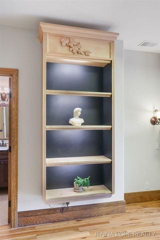 15742 Grand Point Drive, Grand Haven, MI 49417