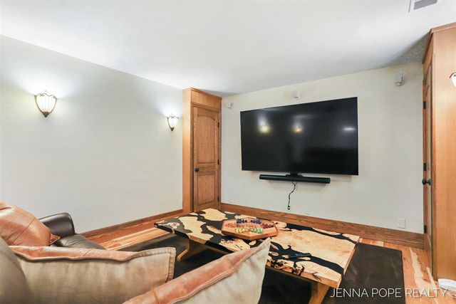 15742 Grand Point Drive, Grand Haven, MI 49417