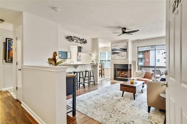 12916 Daybreak CIR, Newport News, VA 23602