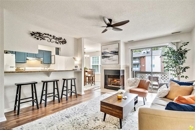 12916 Daybreak CIR, Newport News, VA 23602