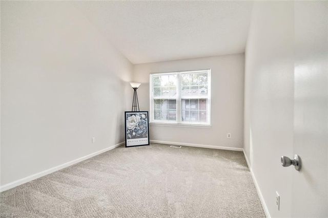 12916 Daybreak CIR, Newport News, VA 23602