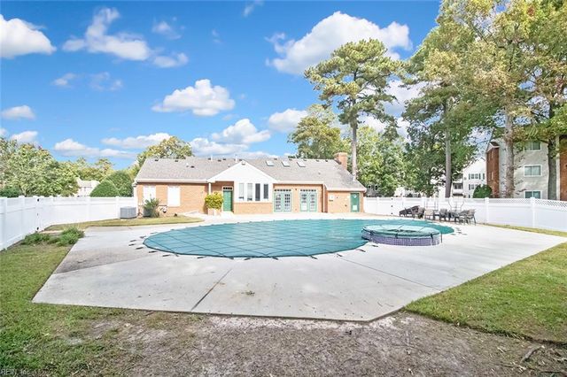 12916 Daybreak CIR, Newport News, VA 23602