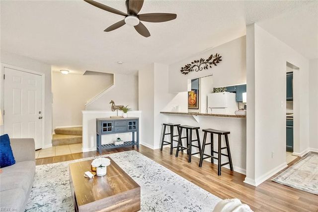 12916 Daybreak CIR, Newport News, VA 23602