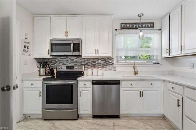 3409 Custer CT, Hampton, VA 23666