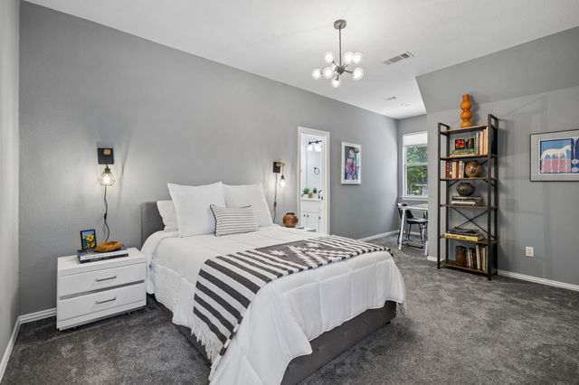 902 Independence Parkway, Southlake, TX 76092