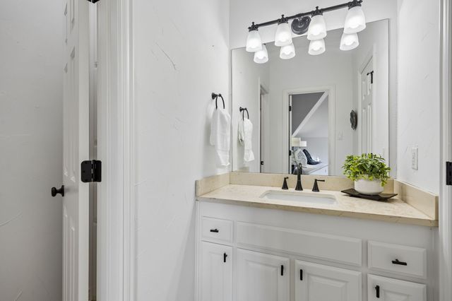 902 Independence Parkway, Southlake, TX 76092