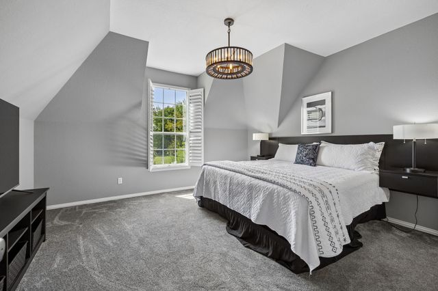 902 Independence Parkway, Southlake, TX 76092