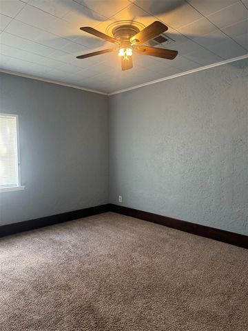 710 NW Arlington Ave, Lawton, OK 73507