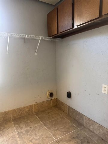 710 NW Arlington Ave, Lawton, OK 73507