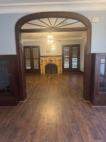 710 NW Arlington Ave, Lawton, OK 73507