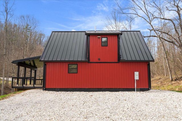 87 Storm Road, Stanton, KY 40380