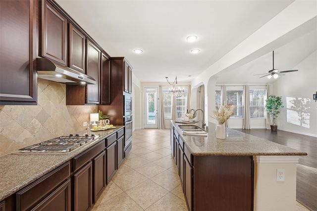 505 Parkhaven Drive, Mckinney, TX 75071