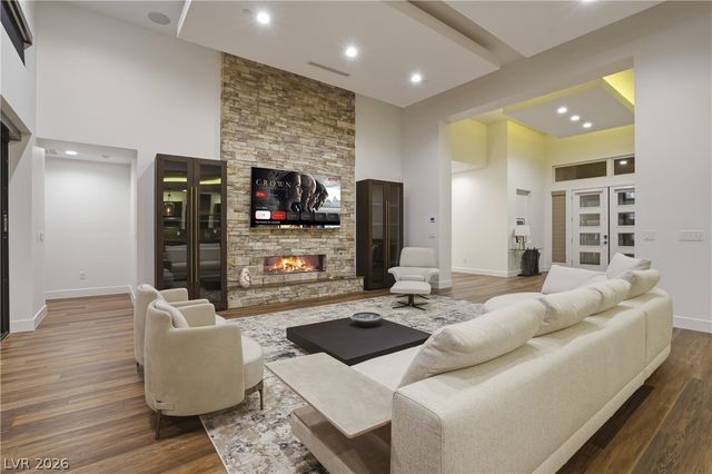 2224 Ledge Rock Lane, Henderson, NV 89052