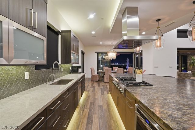 2224 Ledge Rock Lane, Henderson, NV 89052