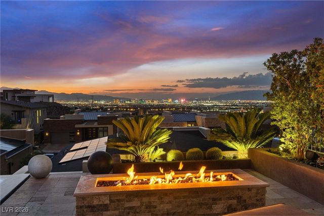 2224 Ledge Rock Lane, Henderson, NV 89052