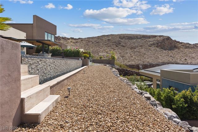 2224 Ledge Rock Lane, Henderson, NV 89052