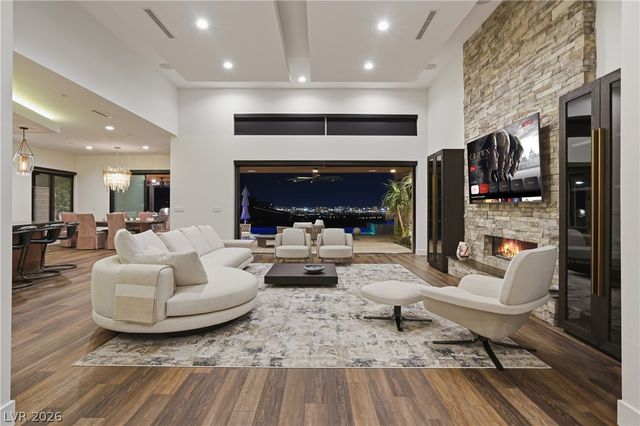 2224 Ledge Rock Lane, Henderson, NV 89052