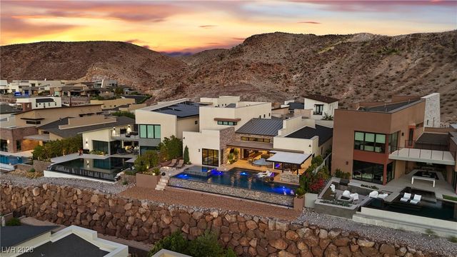 2224 Ledge Rock Lane, Henderson, NV 89052