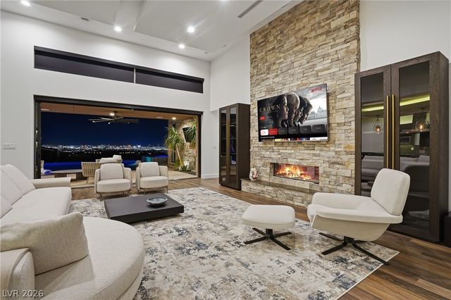 2224 Ledge Rock Lane, Henderson, NV 89052