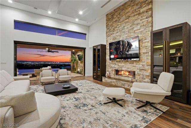 2224 Ledge Rock Lane, Henderson, NV 89052