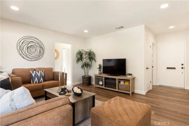 6430 Denmead Street, Lakewood, CA 90713