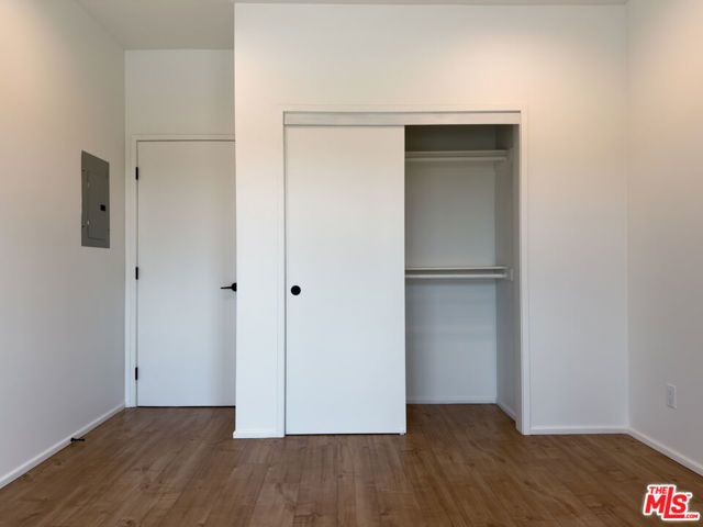 845 N La Fayette Park Place, Los Angeles, CA 90026